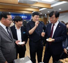 Jangheung-gun Mushroom Industry Research Institute, Innovating Log-Cultivated Shiitake Mushrooms to Develop 'Healthy Food'